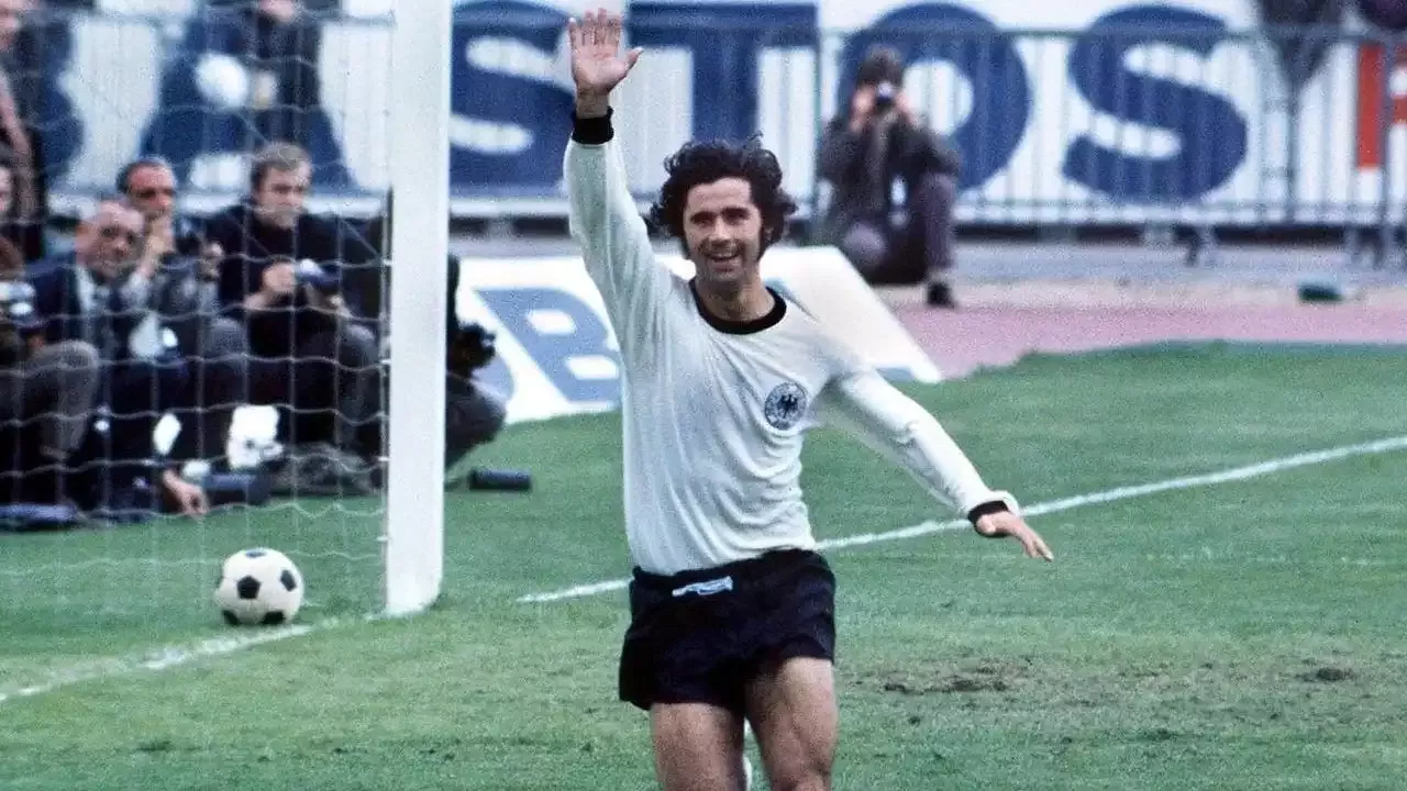 The Big Guns: The 5 Top Goal Scorers in DFB-Pokal History